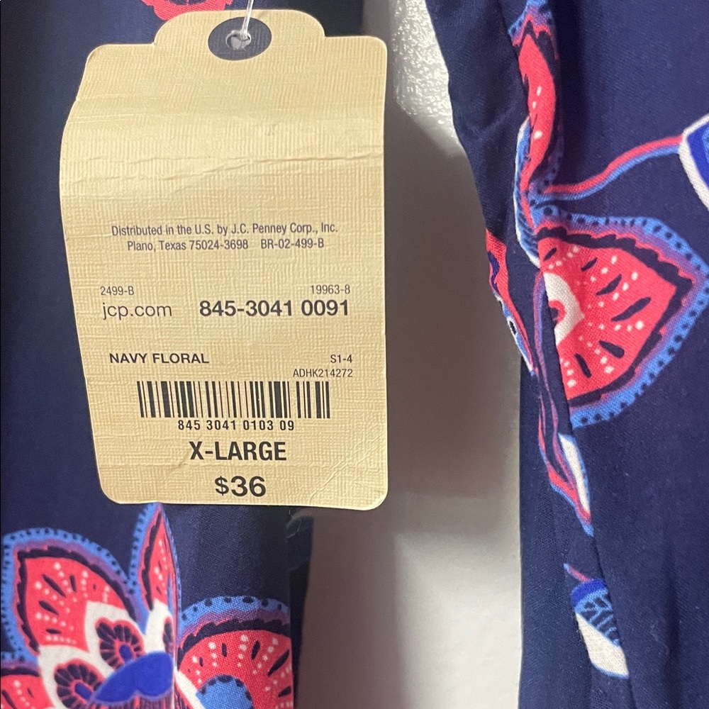 St. Johns Bay Womens Top Size XL - Picture 3 of 5